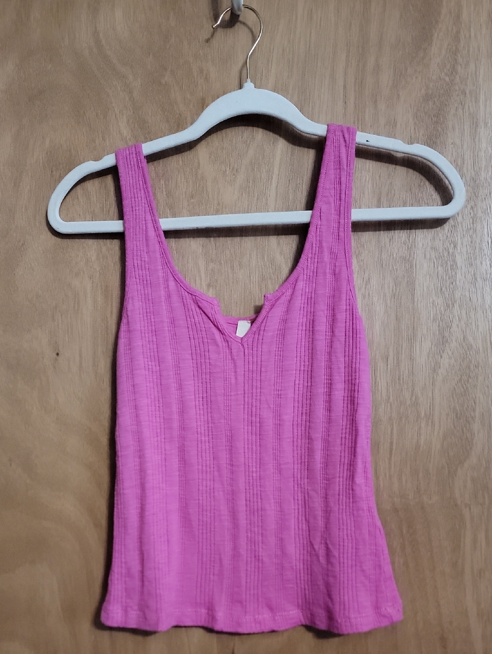 Pilcro Hot Pink Ribbed V-Notch Tank